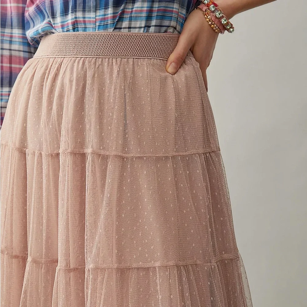 BY ANTHROPOLOGIE Serena Dusty Blush Tiered Tulle Maxi Skirt Size Small - Picture 2 of 11